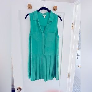 Joie Nila Silk Chiffon Sleeveless Accordion Pleated Collared Sleeves Dress Small